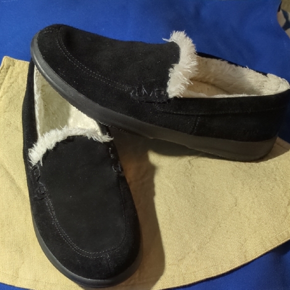 Vionic Women's Faux Fur Slippers Size 8.5// - Picture 1 of 6